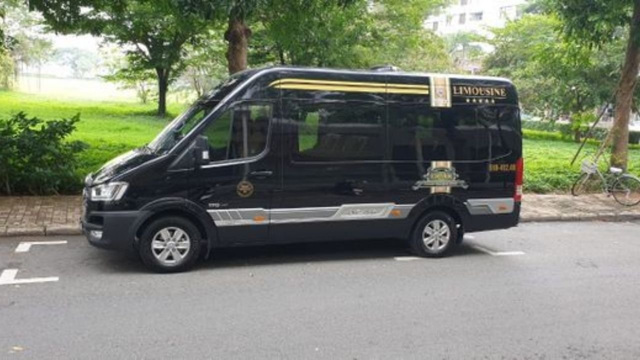 Cho thuê xe Limousine 9 chỗ và 12 chỗ VIP Thiên Phúc